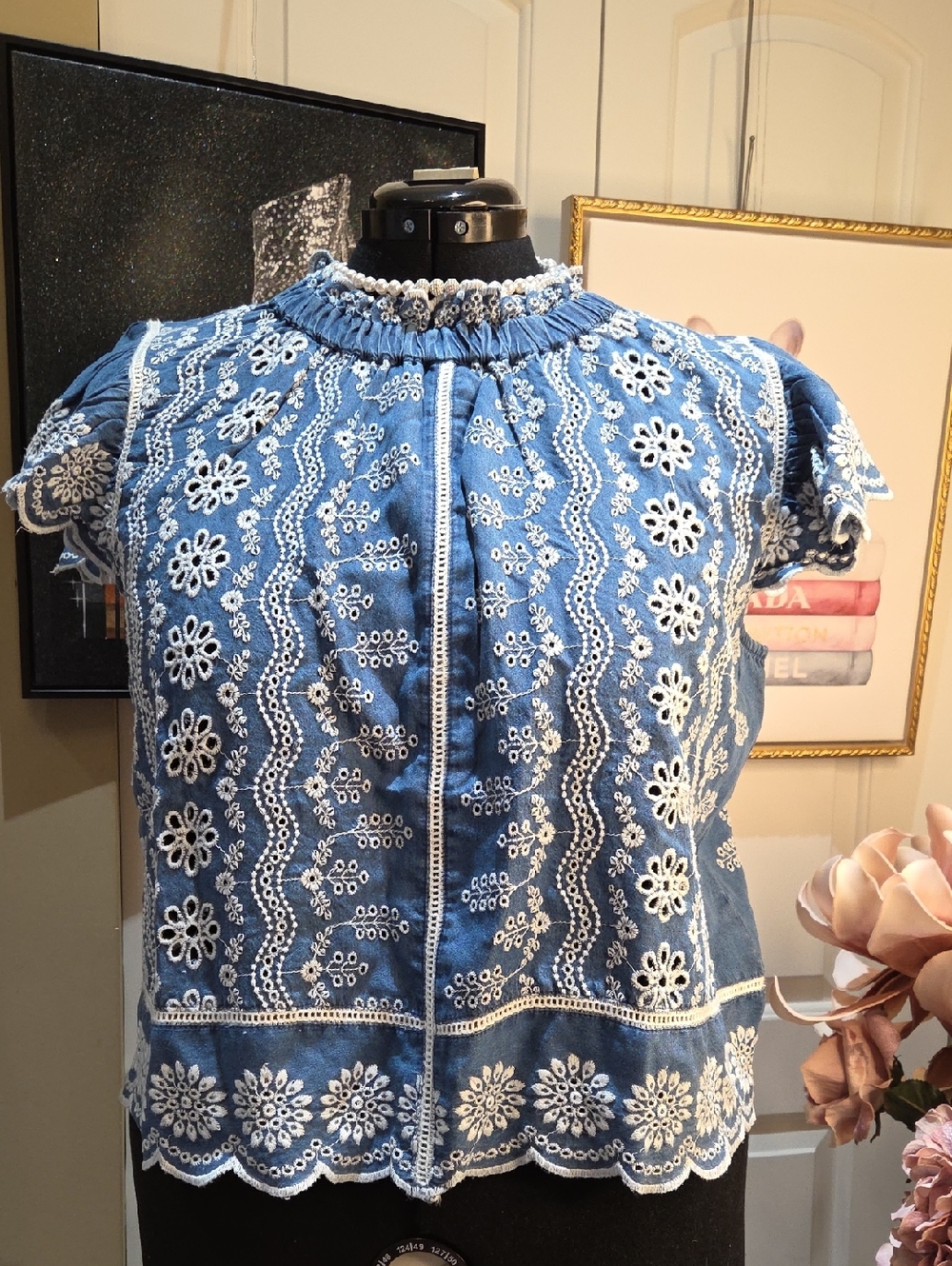Nwt Jennifer & Grace XL,L,M Blue Embroidered Eyelet Short-Sleeve Blouse B1